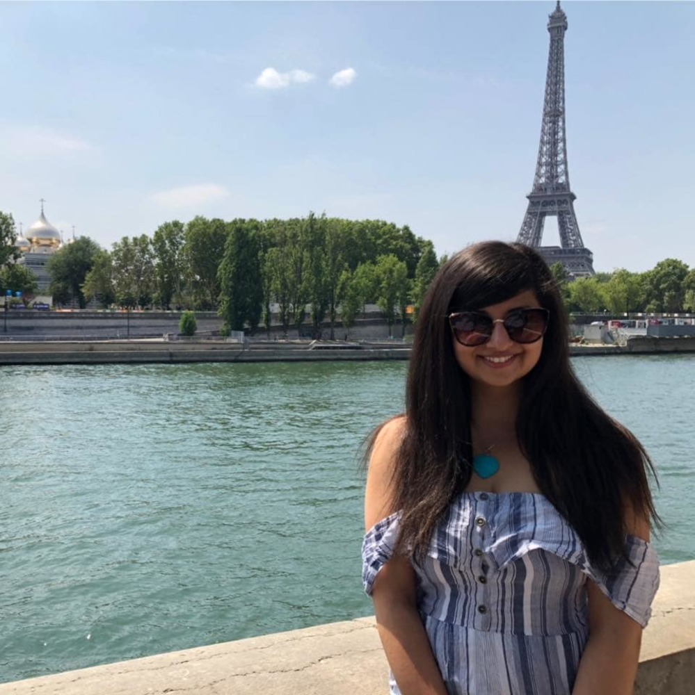 Meet your Posher, Natasha